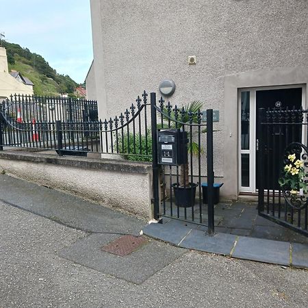 Bodlondeb Castle Bed & Breakfast { Central Llandudno} Εξωτερικό φωτογραφία